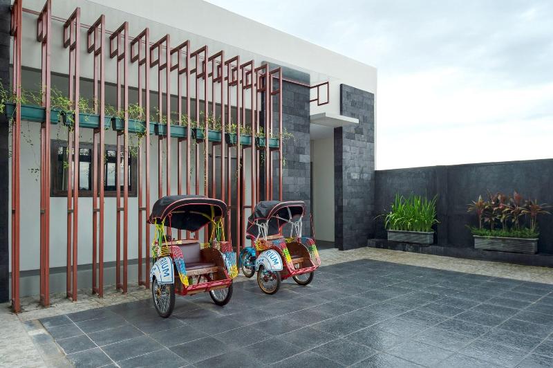 The Atrium Hotel and Resort Yogyakarta - Teras