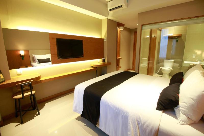 Yellow Star Ambarukmo Hotel - Genel