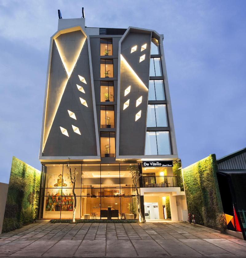 Yellow Star Ambarukmo Hotel - Genel