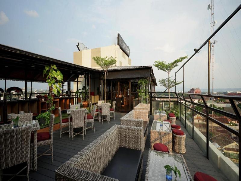 Yellow Star Gejayan - Bar