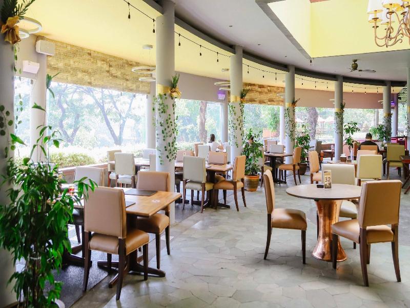 Taman Dayu Golf Club & Resort - Restoran