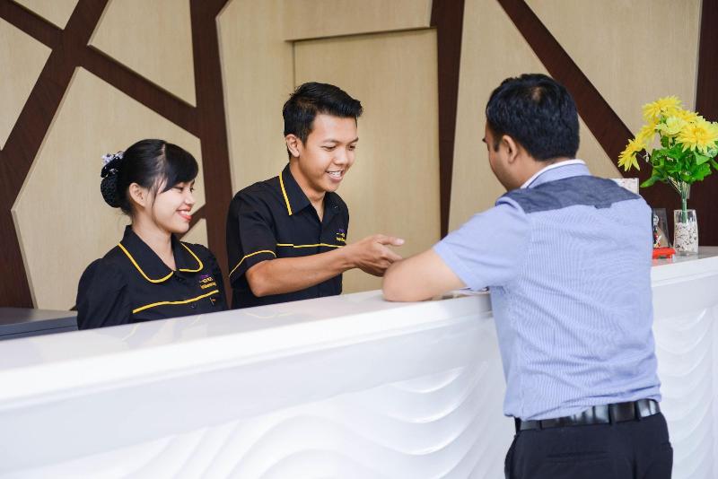 Midtown Xpress Sampit - Lobi