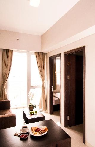 SKYLAND CITY HOTEL JATINANGOR fotoÄŸrafÄ±