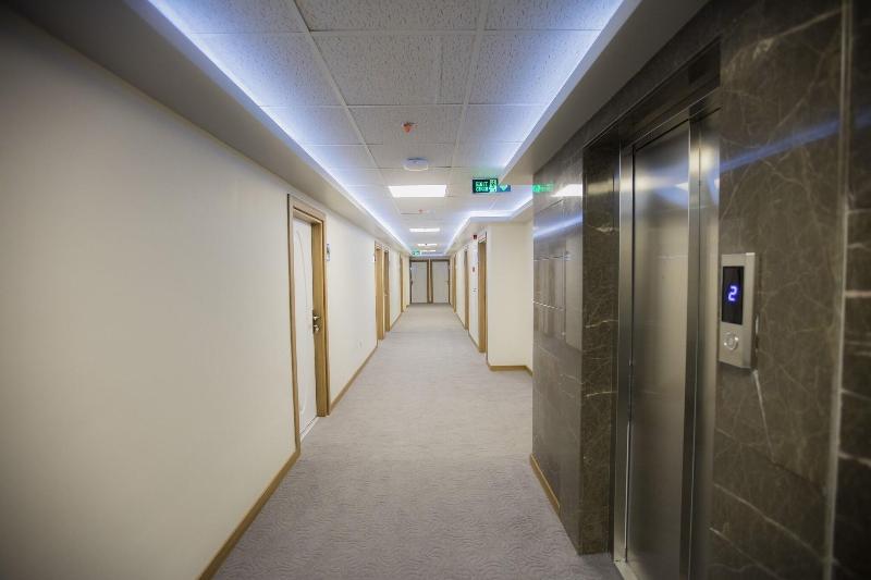 Royal Inci Airport Hotel - Lobi