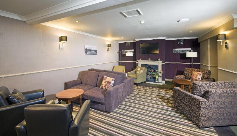 The George Hotel - Bar