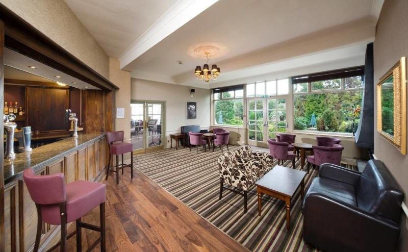 The George Hotel - Bar