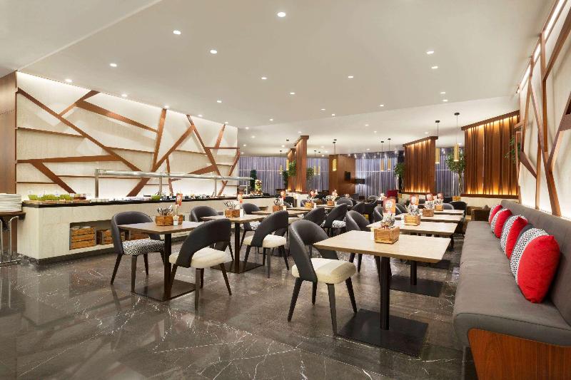 TRYP by Wyndham Dubai - Restoran