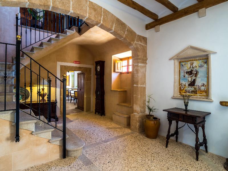 Finca Hotel Can Estades - Lobi