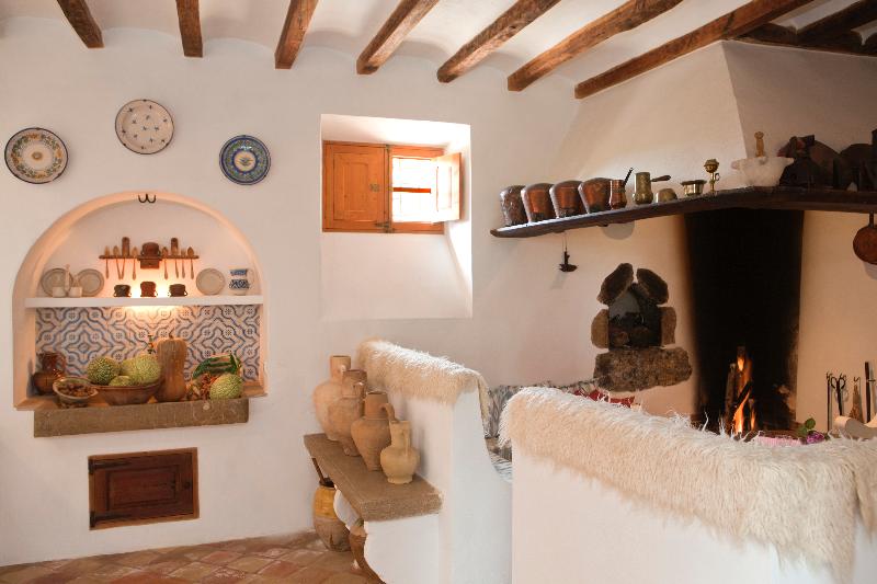 Finca Hotel Can Estades - Genel