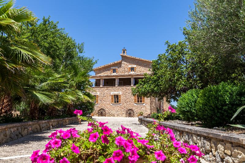 Finca Hotel Can Estades - Genel