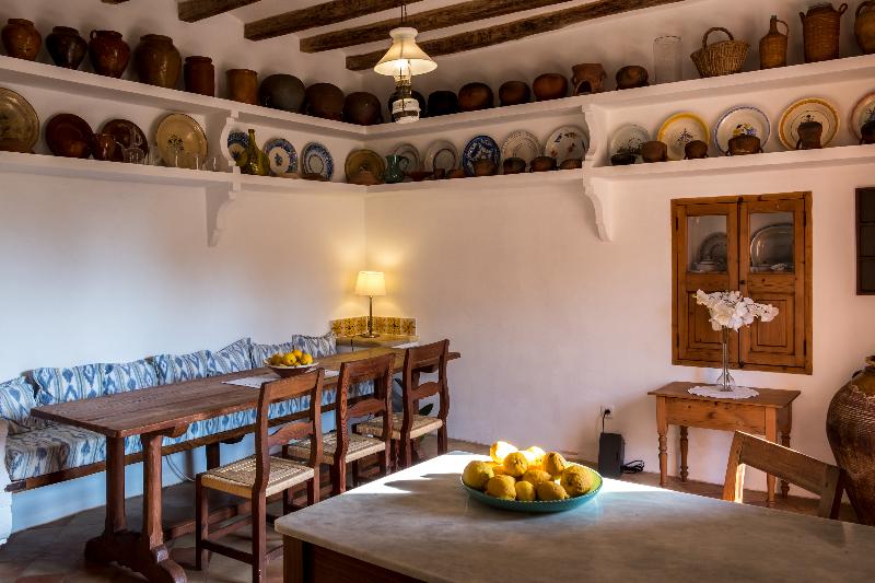 Finca Hotel Can Estades - Genel