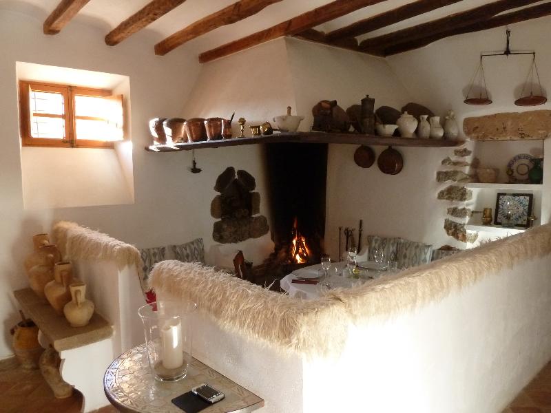 Finca Hotel Can Estades - Genel
