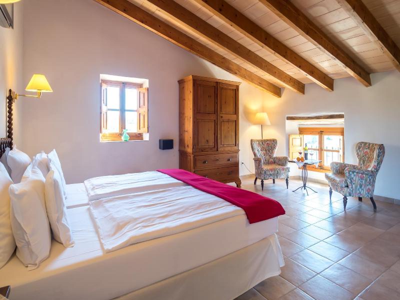 Finca Hotel Can Estades - Oda