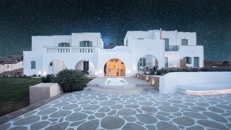 Euphoria Suites - Genel