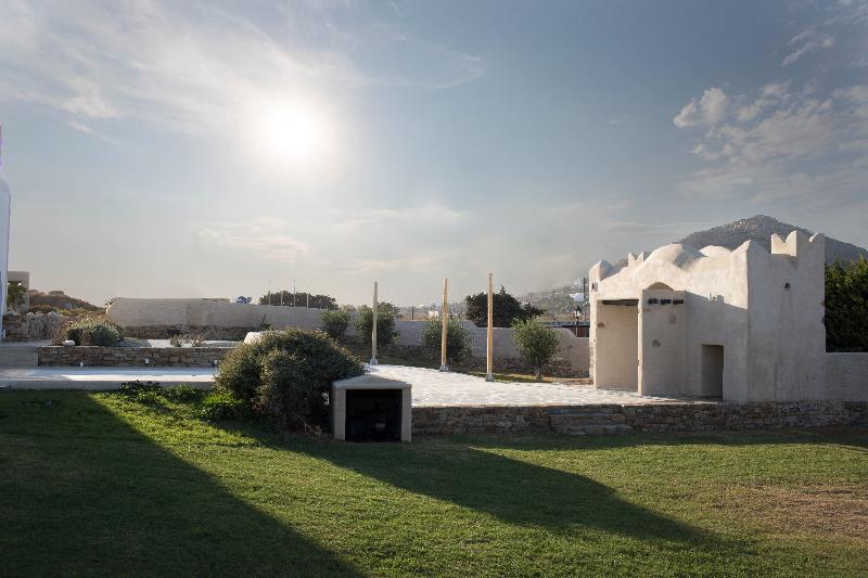 Euphoria Suites - Genel