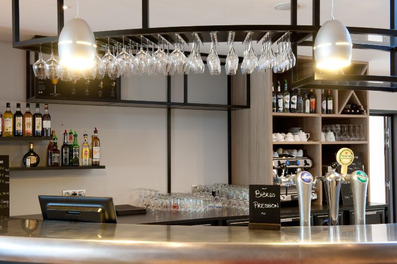 Campanile Limoges Centre - Gare - Bar