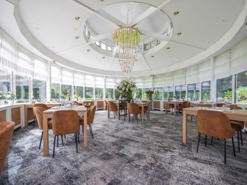 Fletcher Hotel-Restaurant De Witte Raaf - Restoran