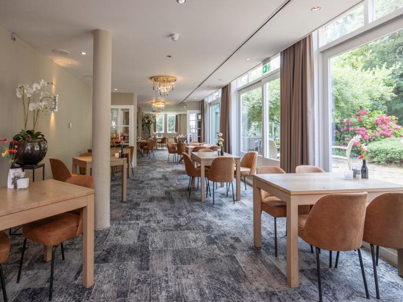 Fletcher Hotel-Restaurant De Witte Raaf - Restoran