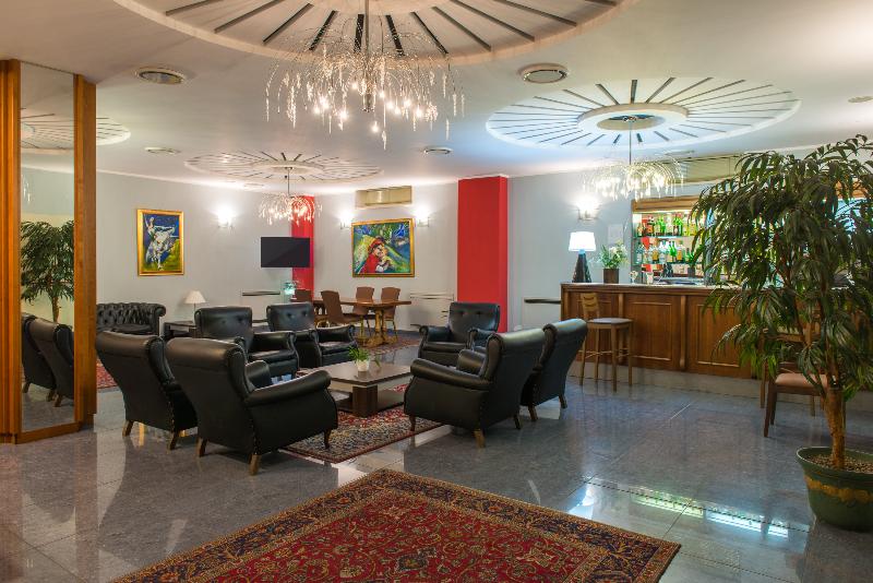 Hotel Royal - Lobi