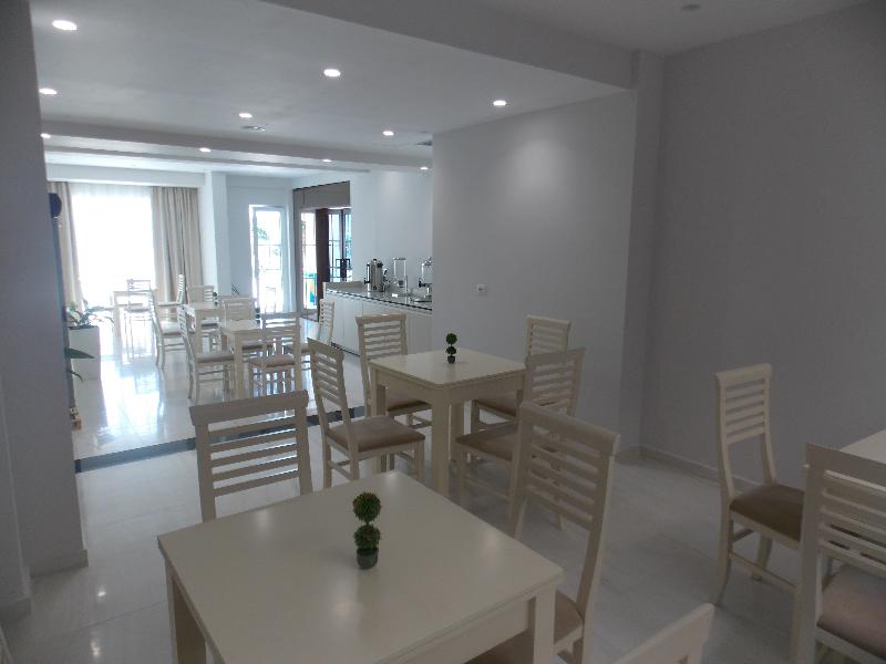 Hotel Kalcuni - Vila Kalcuni - Bar