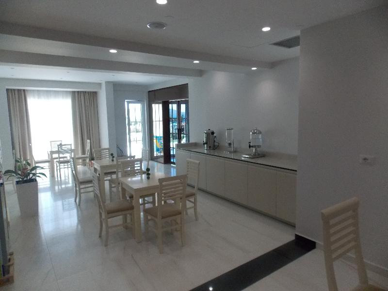 Hotel Kalcuni - Vila Kalcuni - Bar