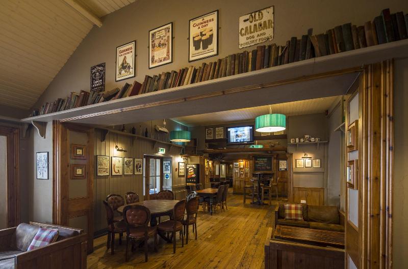 Lusty Beg Island - Bar
