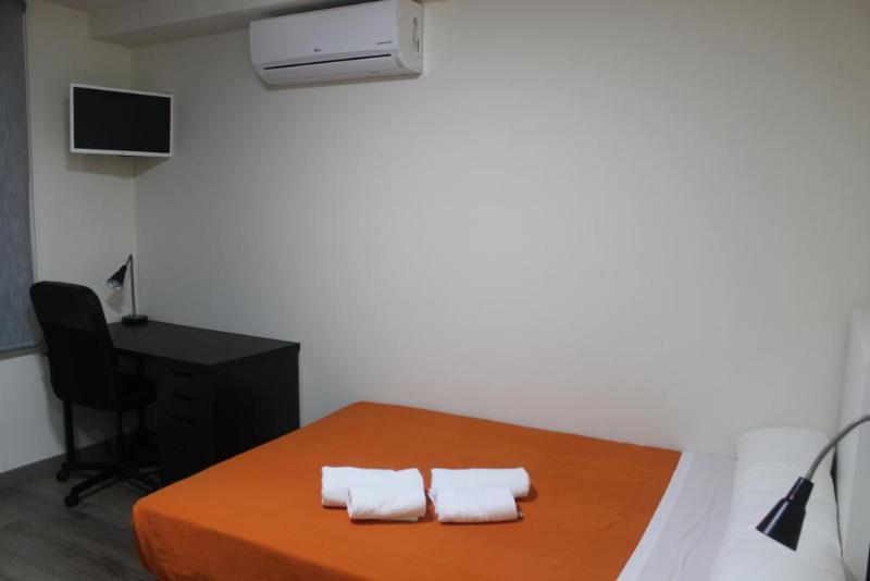 Hostal Europa House Village - Oda