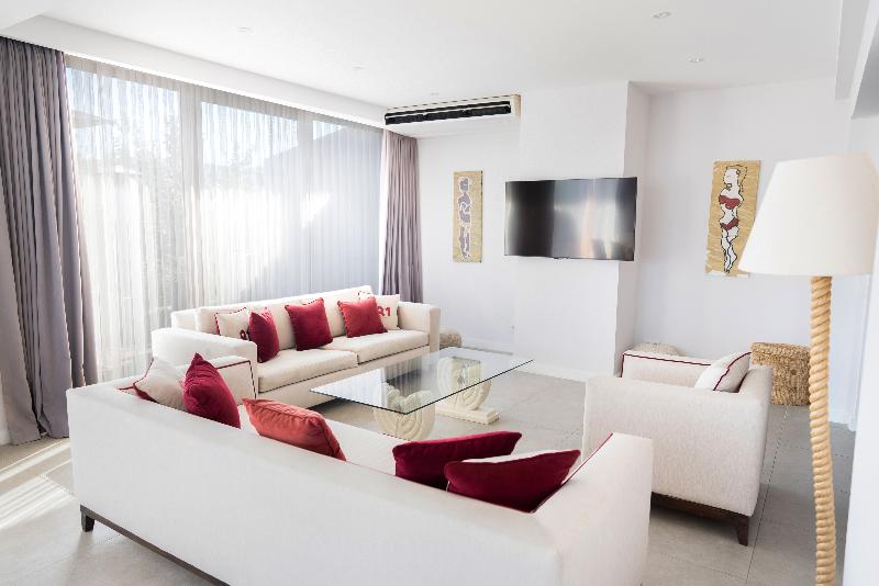 No 81 Hotel - Oda
