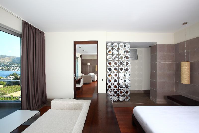 No 81 Hotel - Oda