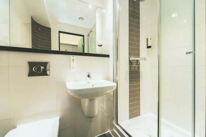 Point A Hotel London - Canary Wharf - Oda