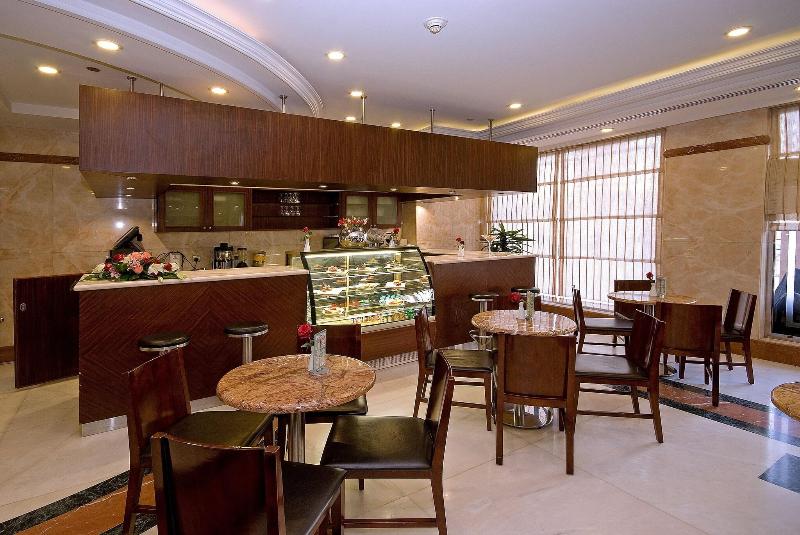 DORRAR ALEIMAN ROYAL HOTEL - Bar
