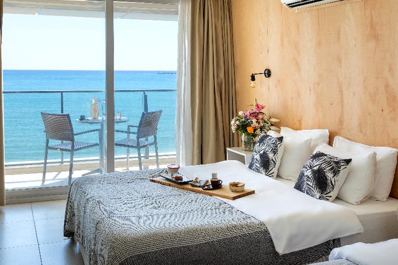 Sun Hotel By En Vie Beach - Oda