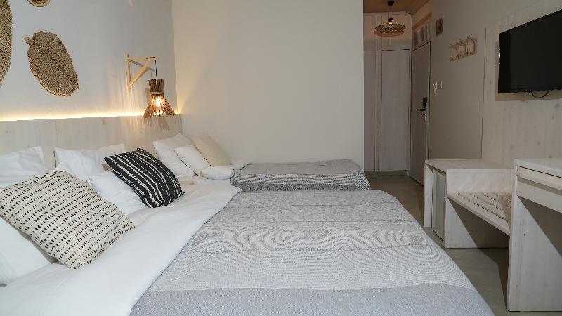 Sun Hotel By En Vie Beach - Oda