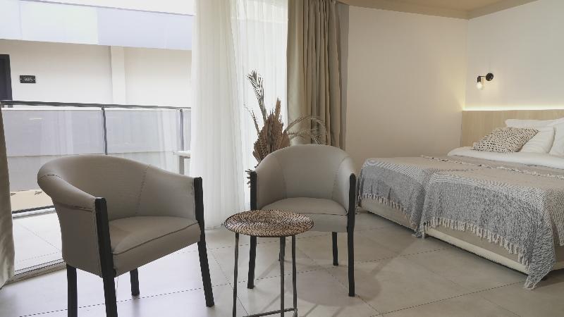 Sun Hotel By En Vie Beach - Oda