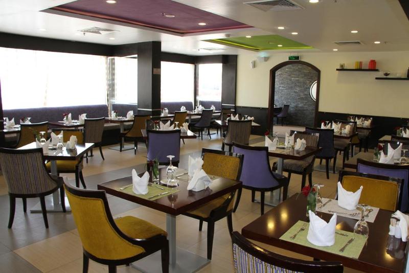 Mena Hotel Nasiriah Riyadh - Restoran