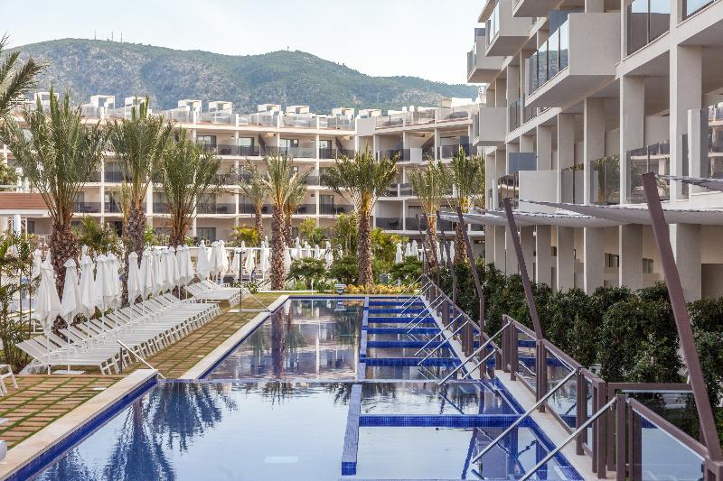Zafiro Palace Palmanova - Havuz