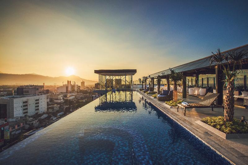 Mercure Bandung City Centre - Havuz