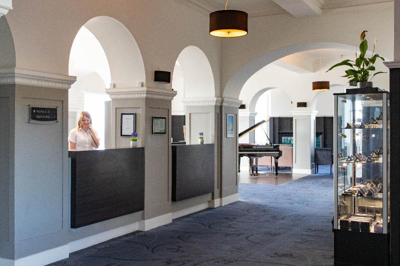 Portpatrick Hotel - Lobi