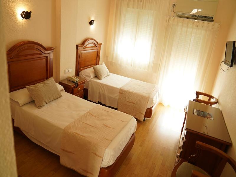 Hotel Balneario San Nicolas - Oda