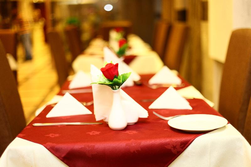 Saffron Hotel LLC - Restoran