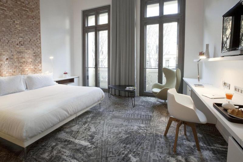 Hotel C2 - Genel