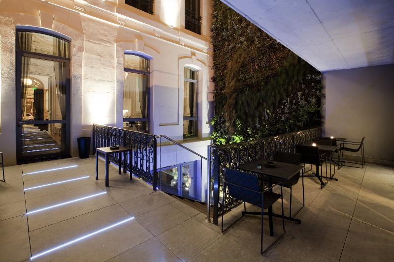 Hotel C2 - Teras