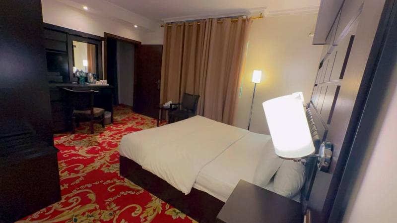 Sparr Hotel - Oda