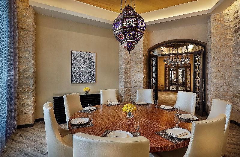 Hilton Hotel & Convention Jabal Omar Makkah - Restoran