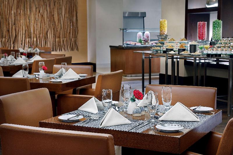 Hilton Hotel & Convention Jabal Omar Makkah - Restoran