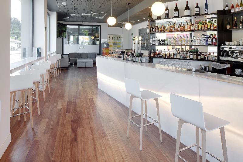 Hotel & Thalasso Villa Antilla - Bar