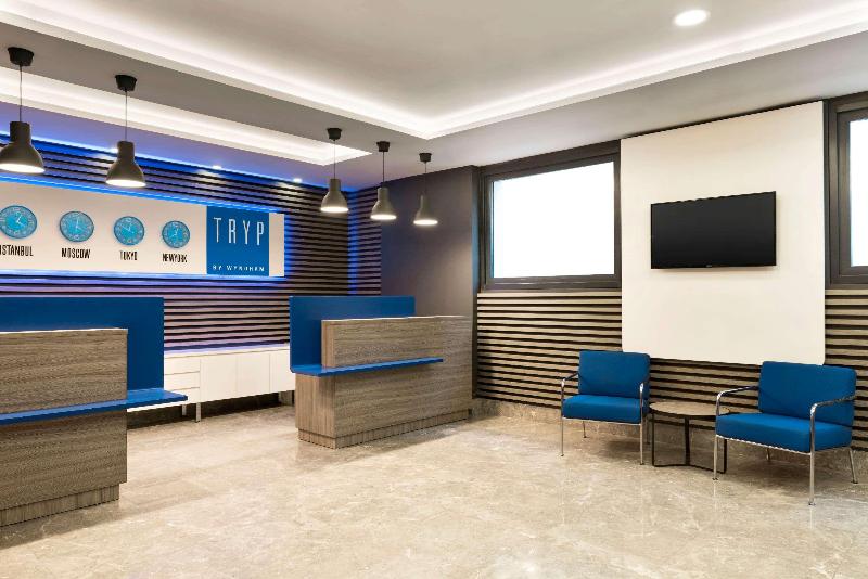 Tryp By Wyndham Istanbul Taksim - Lobi