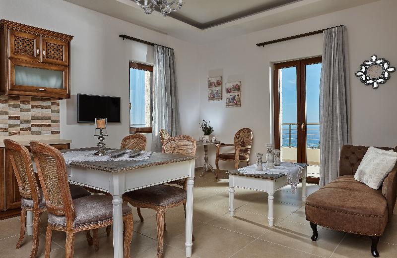 Orelia Cretan Villas & Deluxe Apartments - Oda