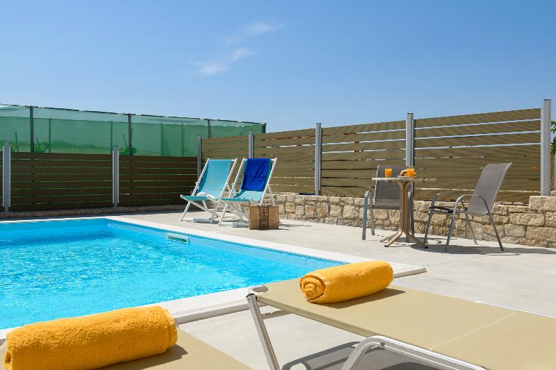 Orelia Cretan Villas & Deluxe Apartments - Oda