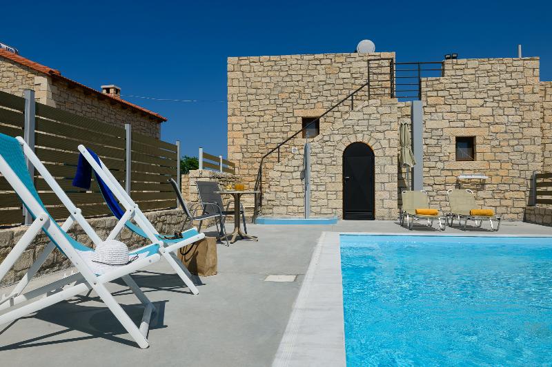 Orelia Cretan Villas & Deluxe Apartments - Oda